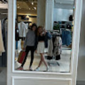 Meet your Posher, Anna